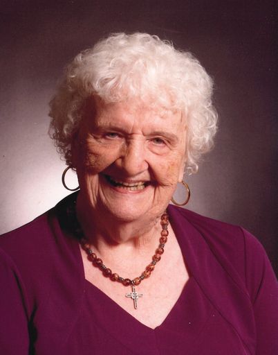 Mary Ann Campbell photo gallery thumbnail 1 of 137