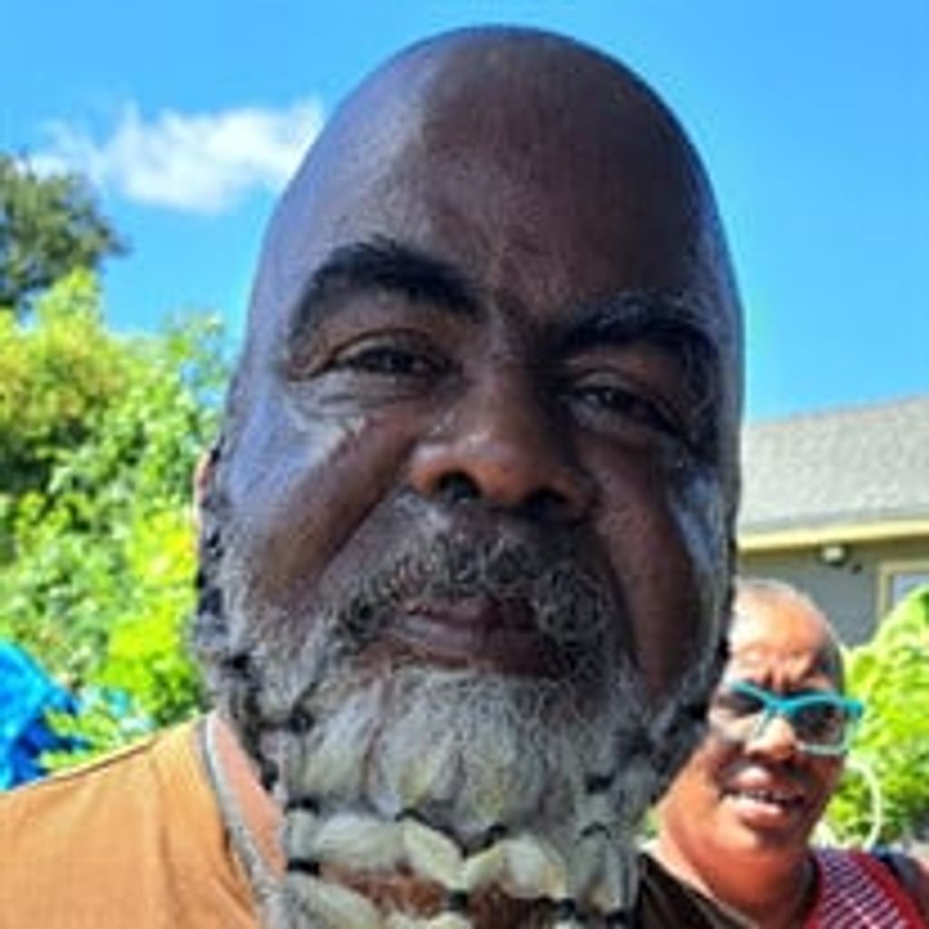 Raymond James Daniel Sr