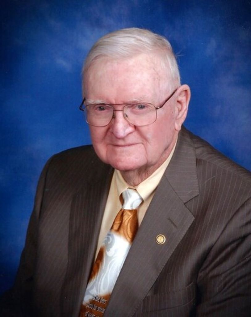 Alvie Cecil Vaden, Sr.