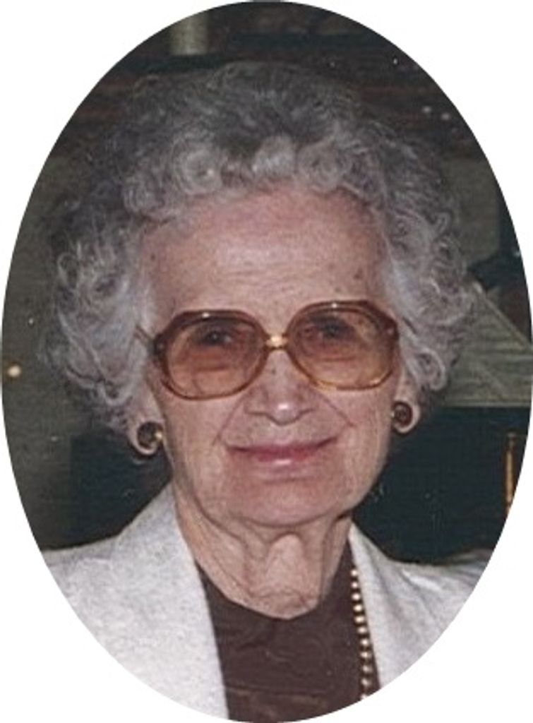 Elizabeth (Kuriatnyk)  Petrigalla