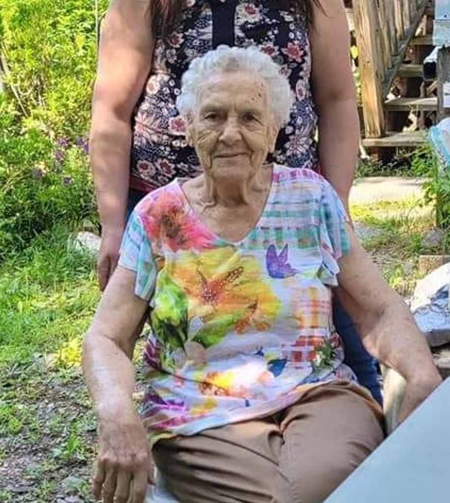 Elizabeth "Betty" Caruso