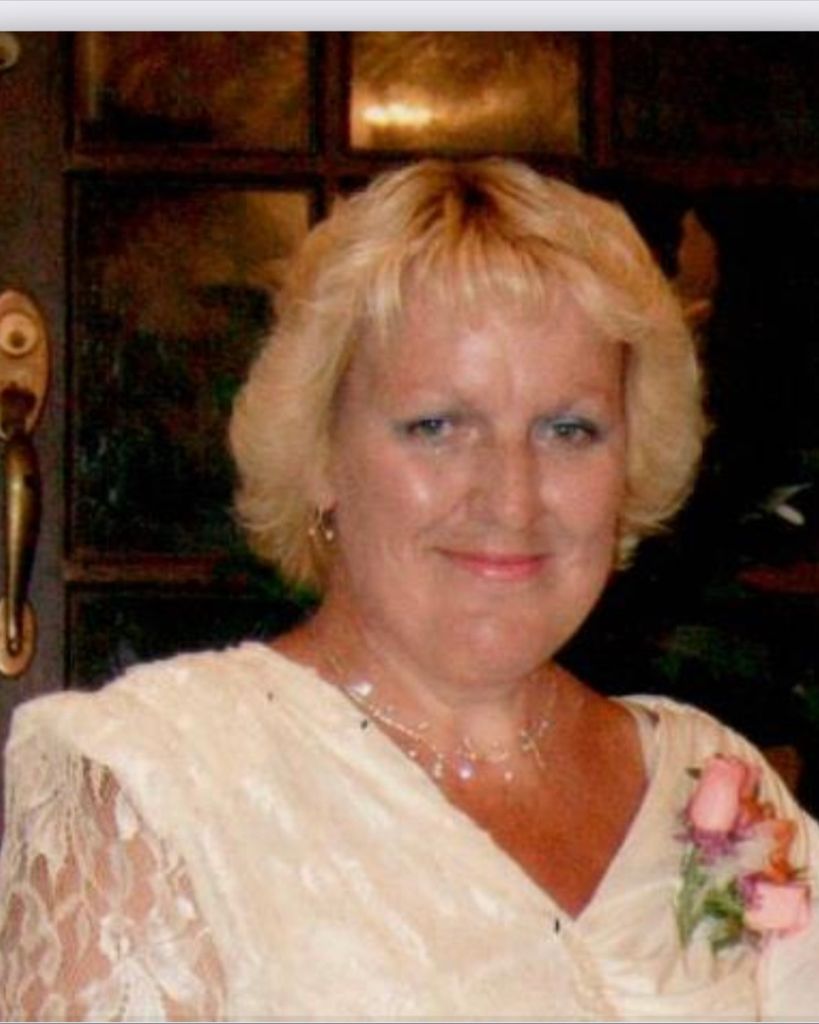Carol J Miner