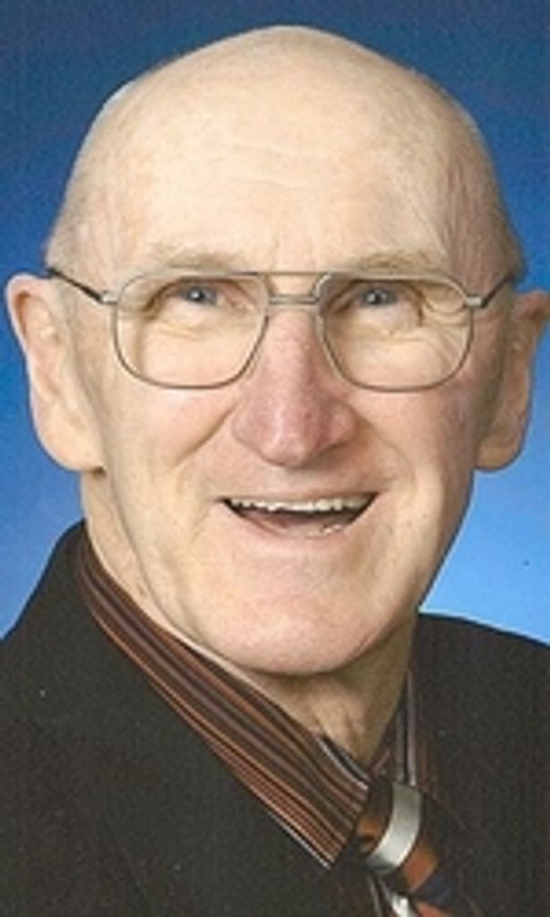 Robert "Bob" W. Nilsen