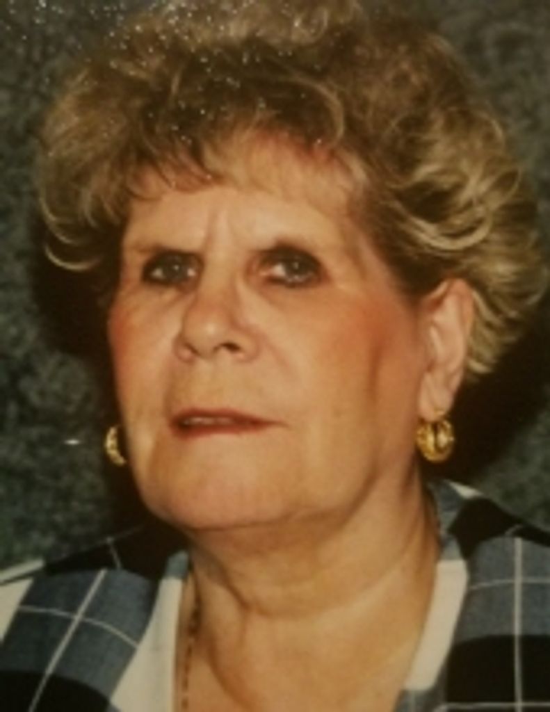 Macil Marie Kyer