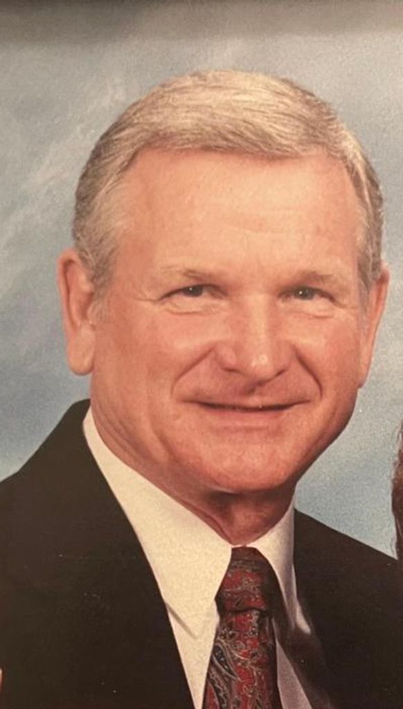 Thomas Milford Edwards Profile Photo