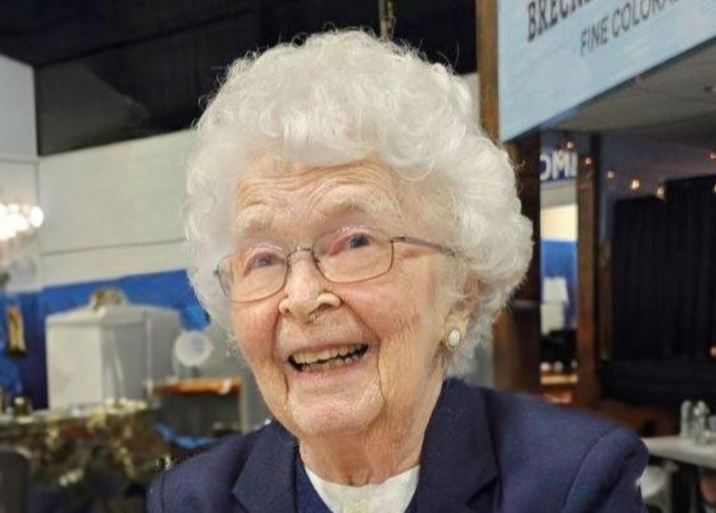 Joanne P Davies Profile Photo