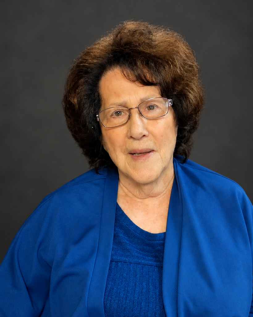 Marian Louise Hollar Profile Photo