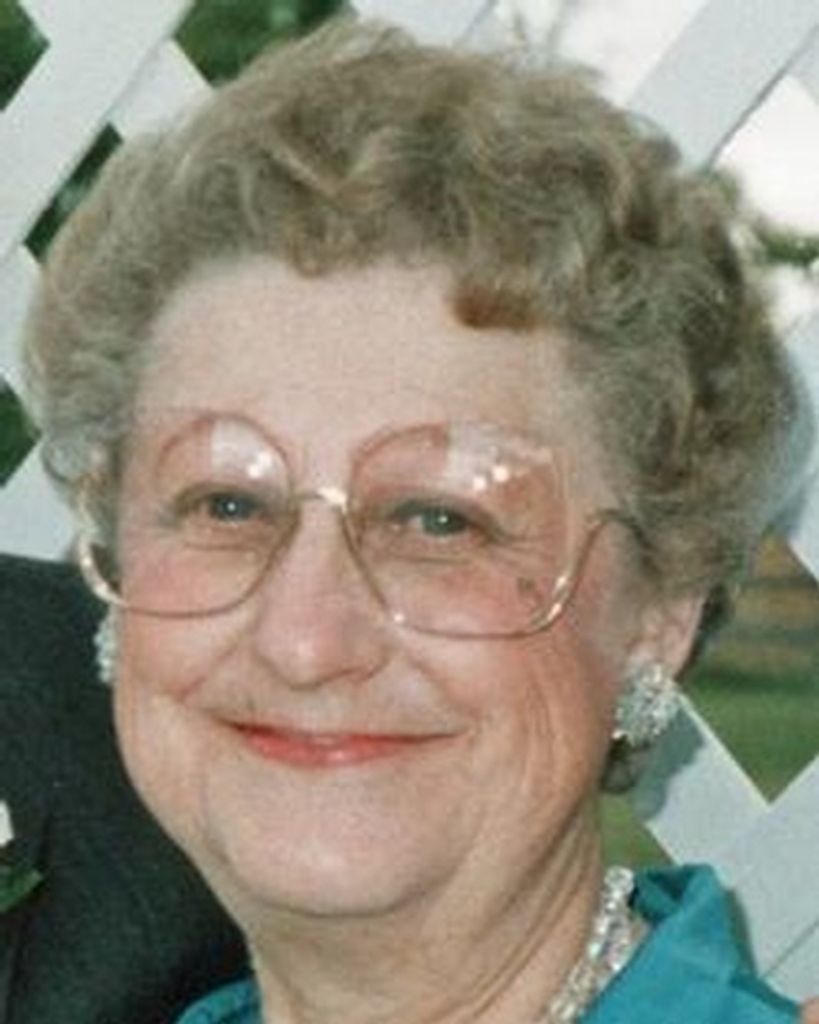 Violet Rose Jesinski Profile Photo