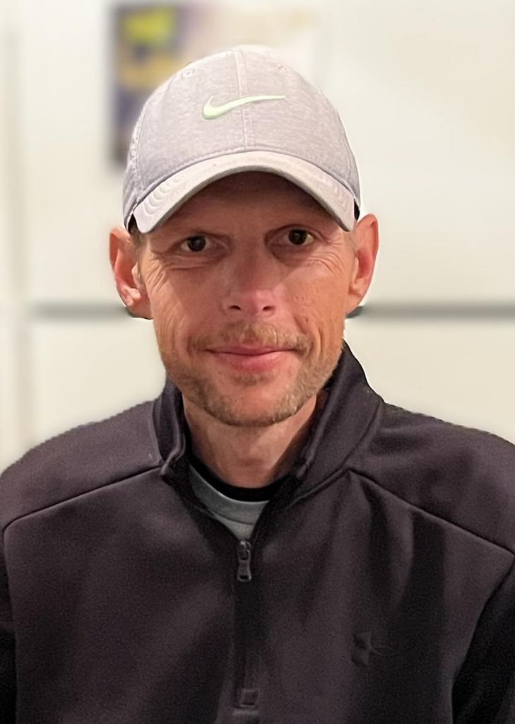 Jonathan Henry Lee Simpson Profile Photo