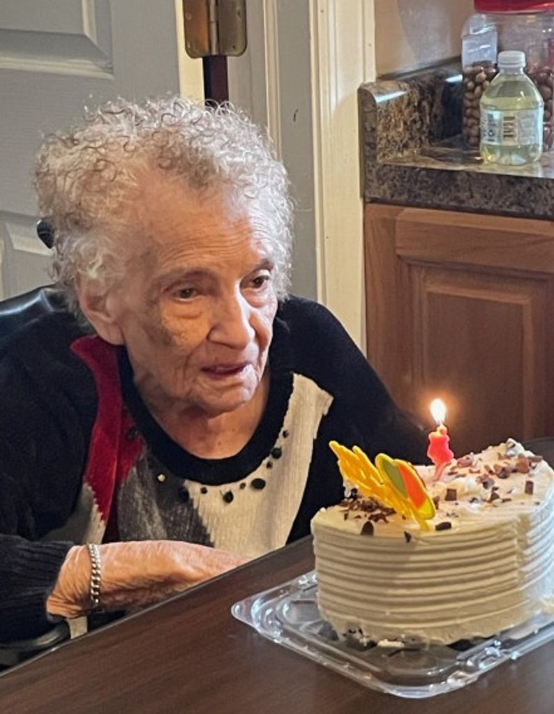 Graciela (Vargas)  Deserrano