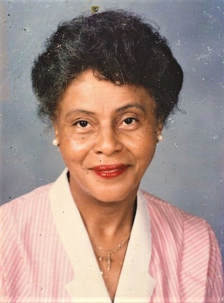 Pearlie M. Hendrieth