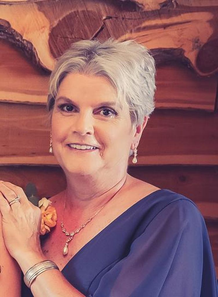 Karen Ross Hurless Profile Photo