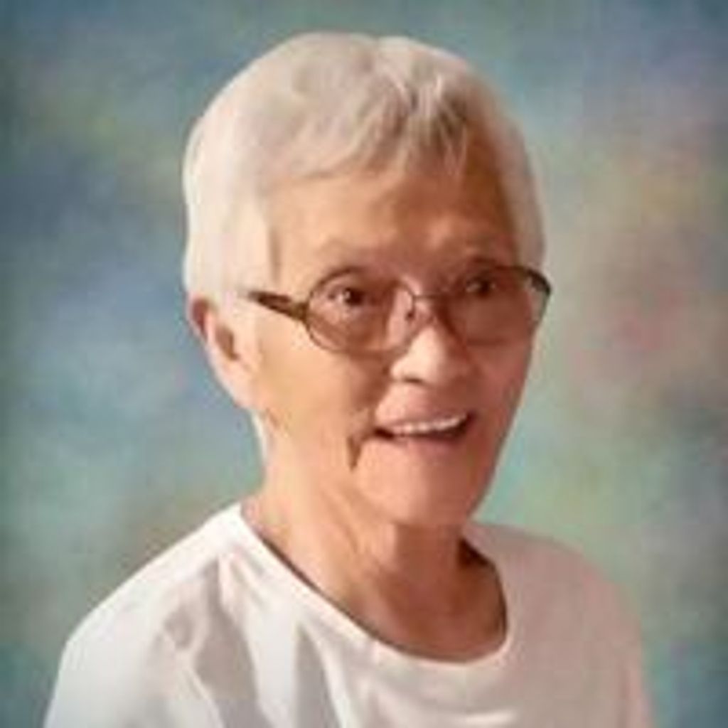 Naoe Eileen White Hartzog Profile Photo