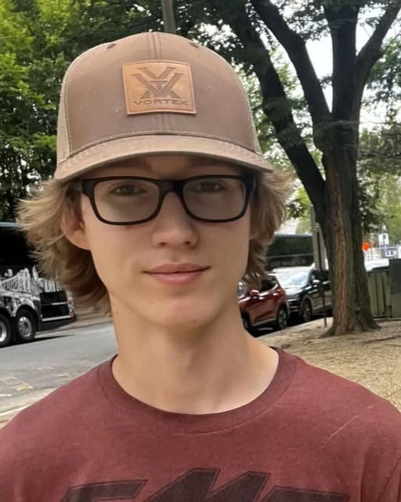 Cameron Reynold Bourgord