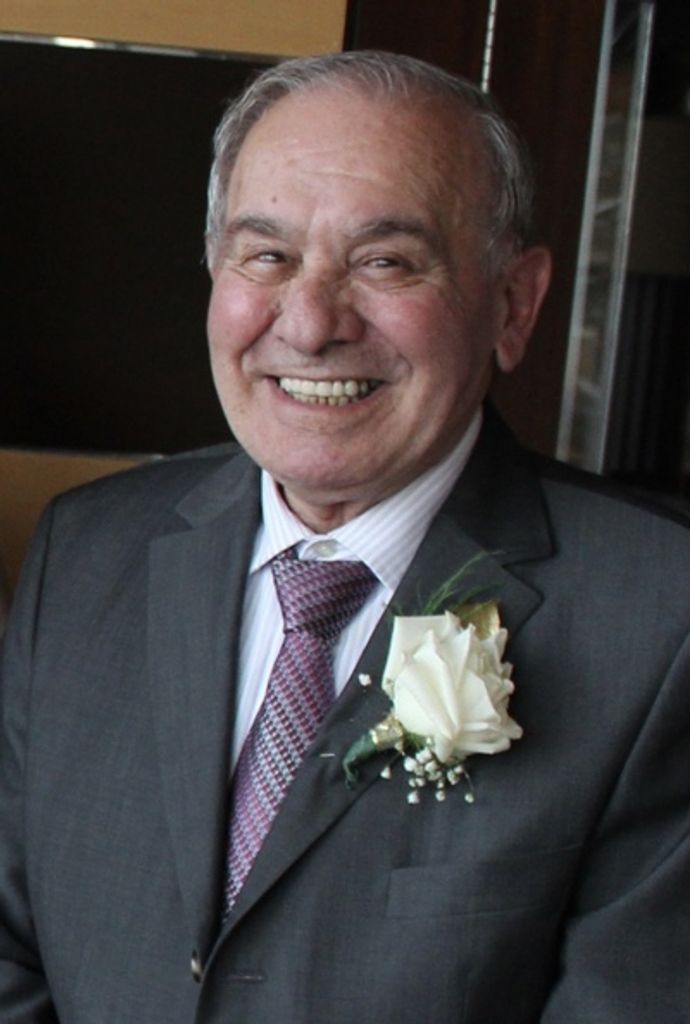 Atha Karasoulos Profile Photo