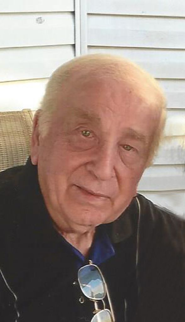 Gregory "Willy" Macris