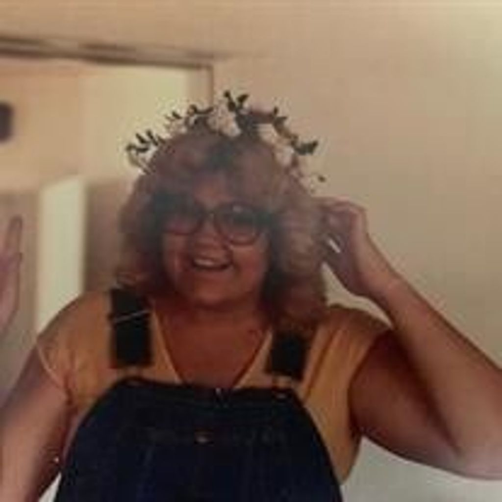 Julie Debra Hunsaker Profile Photo