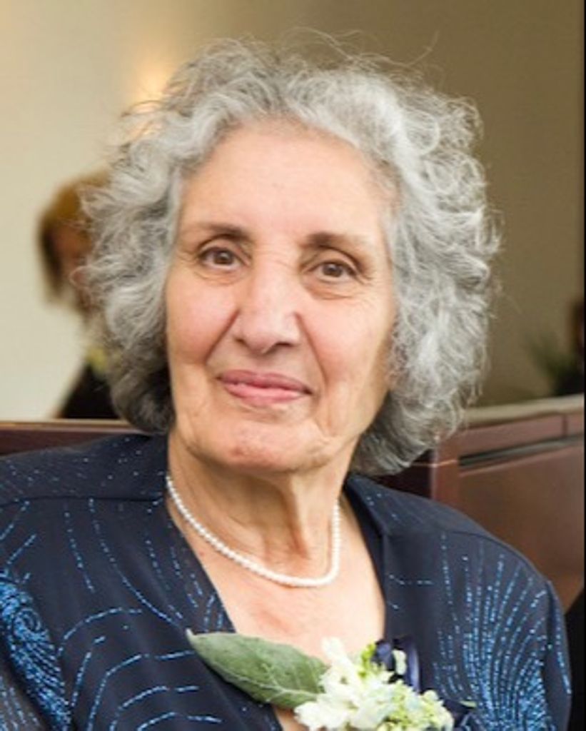Nadereh Newman