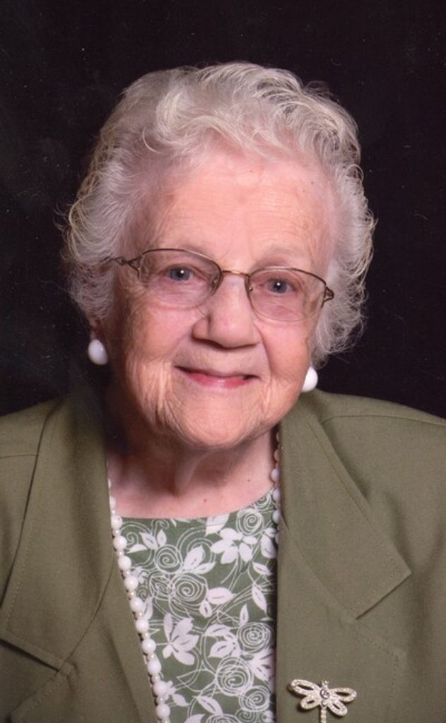 Lillian "Sue" E Strine-Godfrey