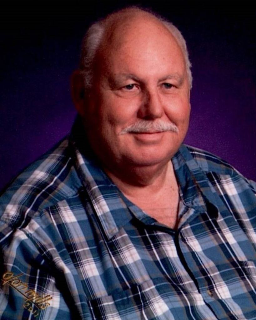 Lee McCormick Thomas II Profile Photo