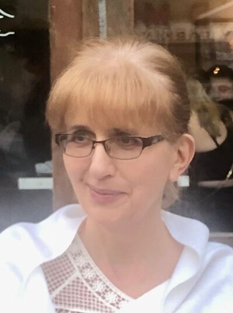 Dorota E. Wrobel Profile Photo