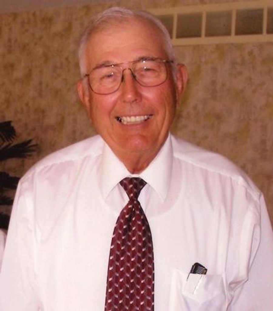 Douglas G. Lundeen Profile Photo