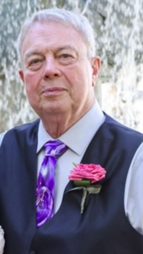 Thomas Everson Profile Photo