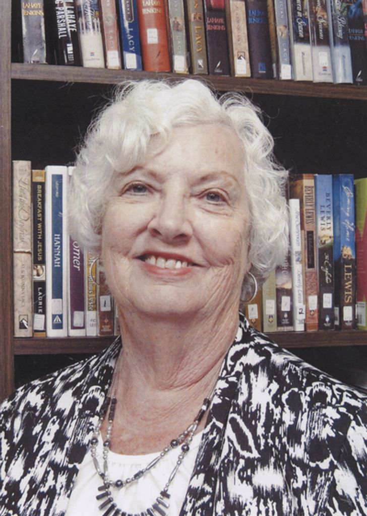 Mona Olson Profile Photo