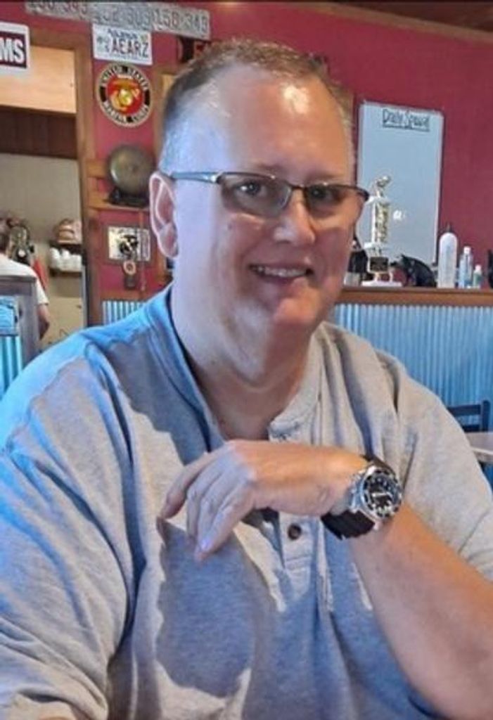 Carl Edward "Eddie" Pickett, Jr Profile Photo