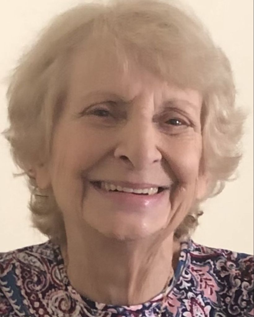 Patricia (Critelli) Calenzo