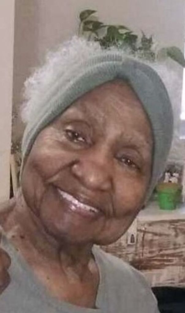 Juanita Mildred Adams