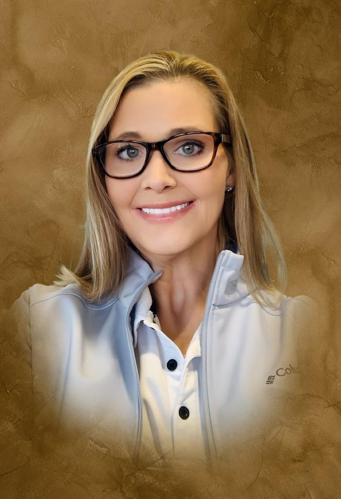 Lori Davis Profile Photo