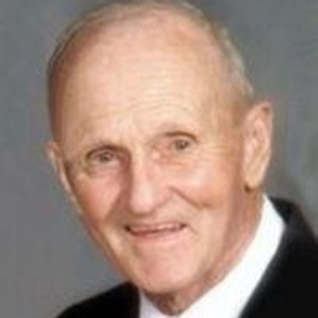 Arlyn W. Lipstraw