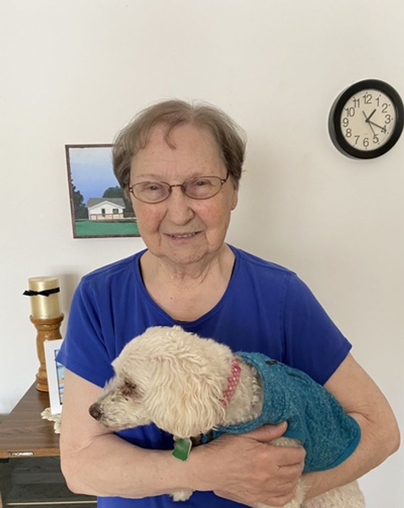 Betty Muriel Bradseth Profile Photo
