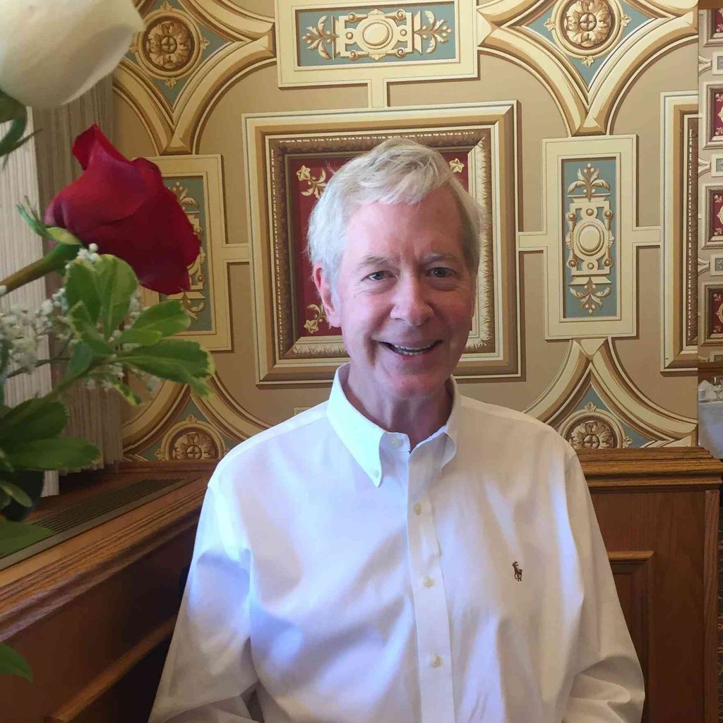 Stephen Wesley Van Hooser Profile Photo