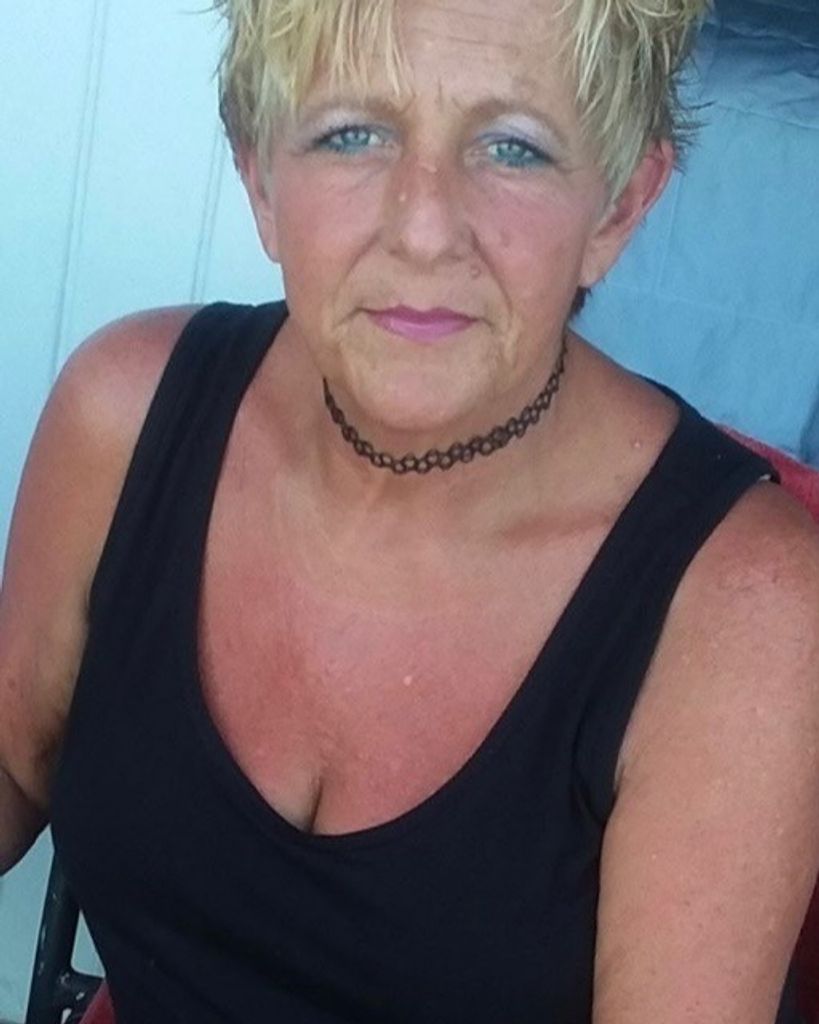 Kellie R. Lindesmith Profile Photo