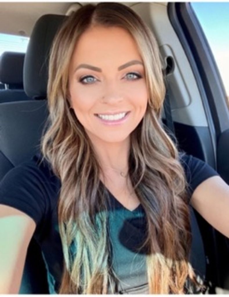 Christina  Loeppky 