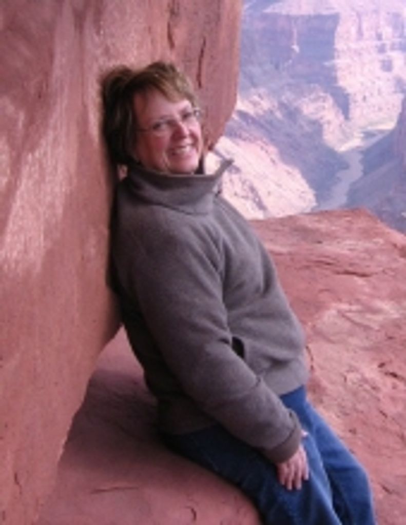 Suzan Moulton Profile Photo