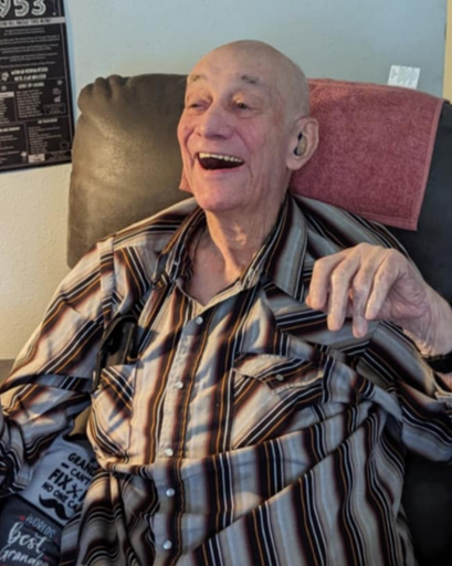 Milo Glen Wade's obituary image
