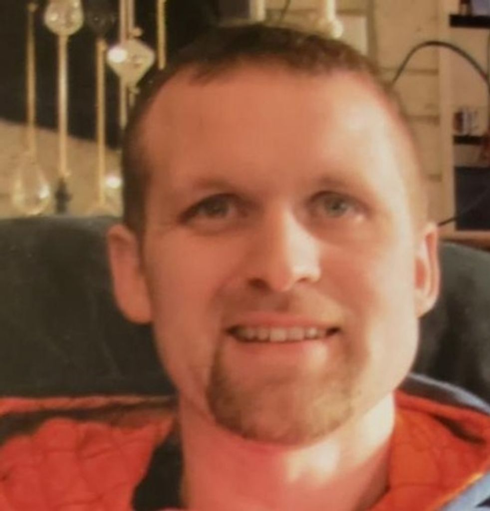 Ryan Jeffrey Schnell Profile Photo