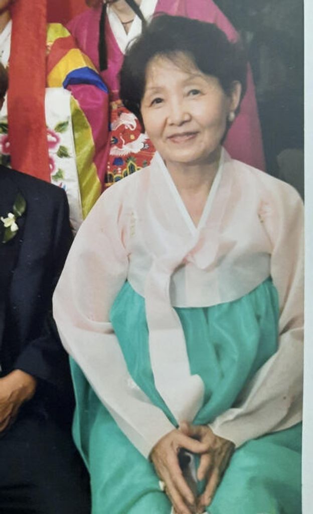 Myungsook Lee Profile Photo