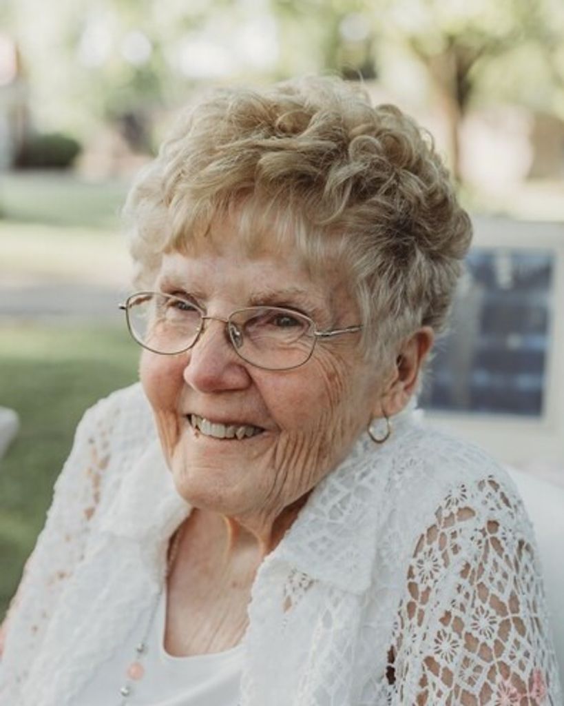 Sandra Dunham Profile Photo