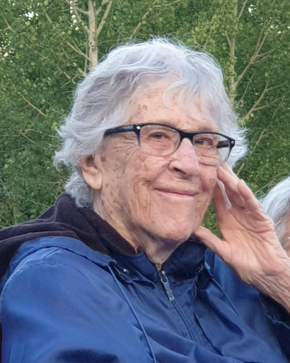 Charlotte Sacks Profile Photo