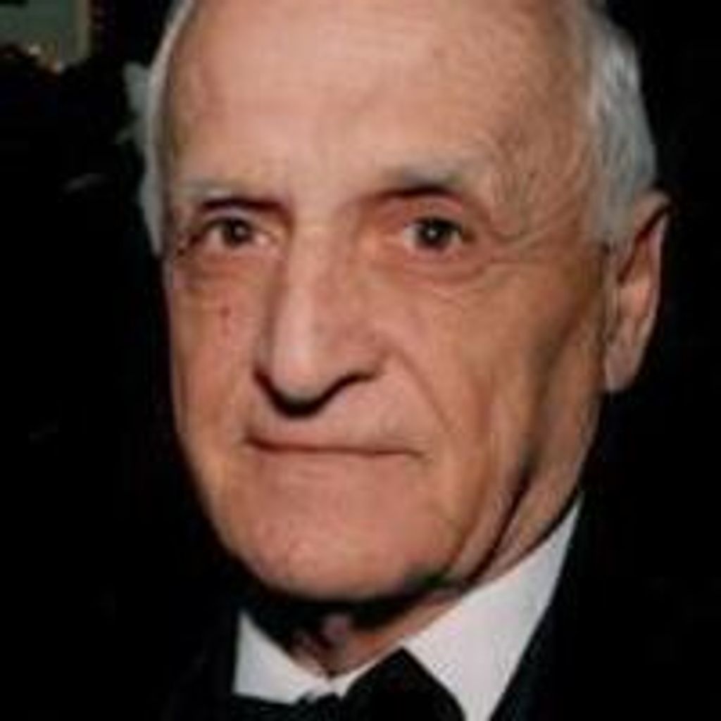 Anthony V Lucca