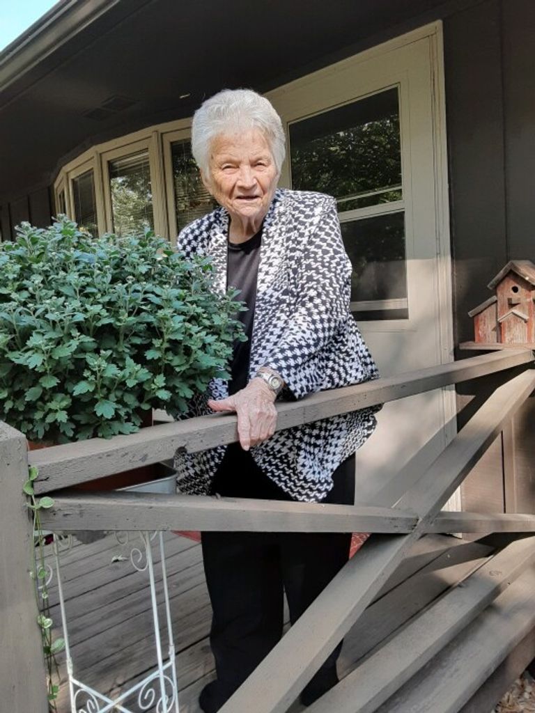 Bernice (Marquardt) Buck Lieske Profile Photo