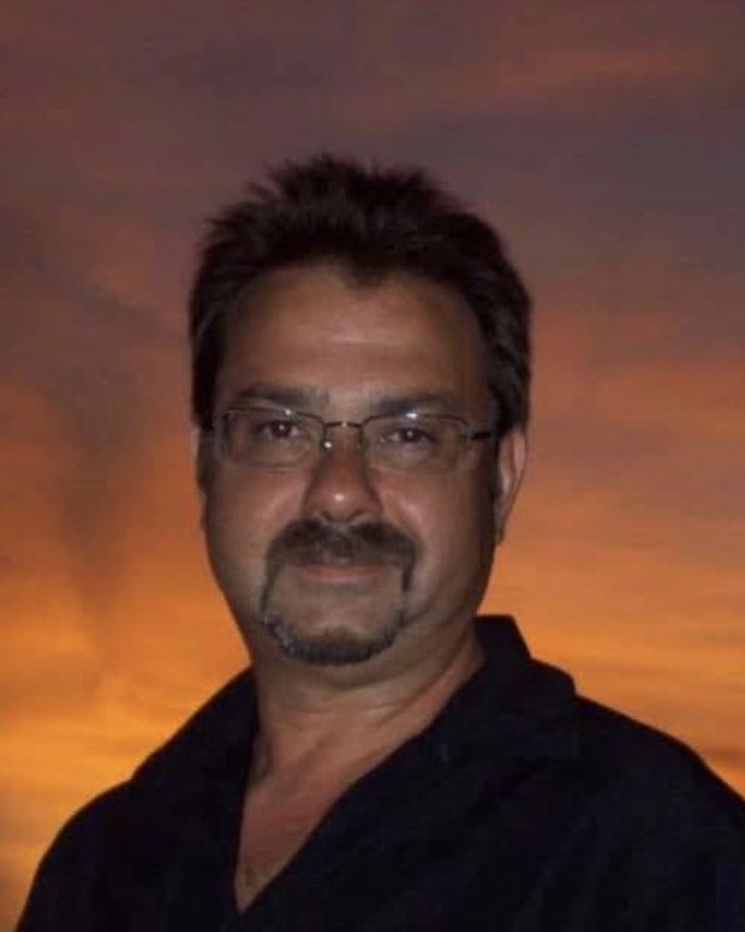 Daniel Gray Profile Photo