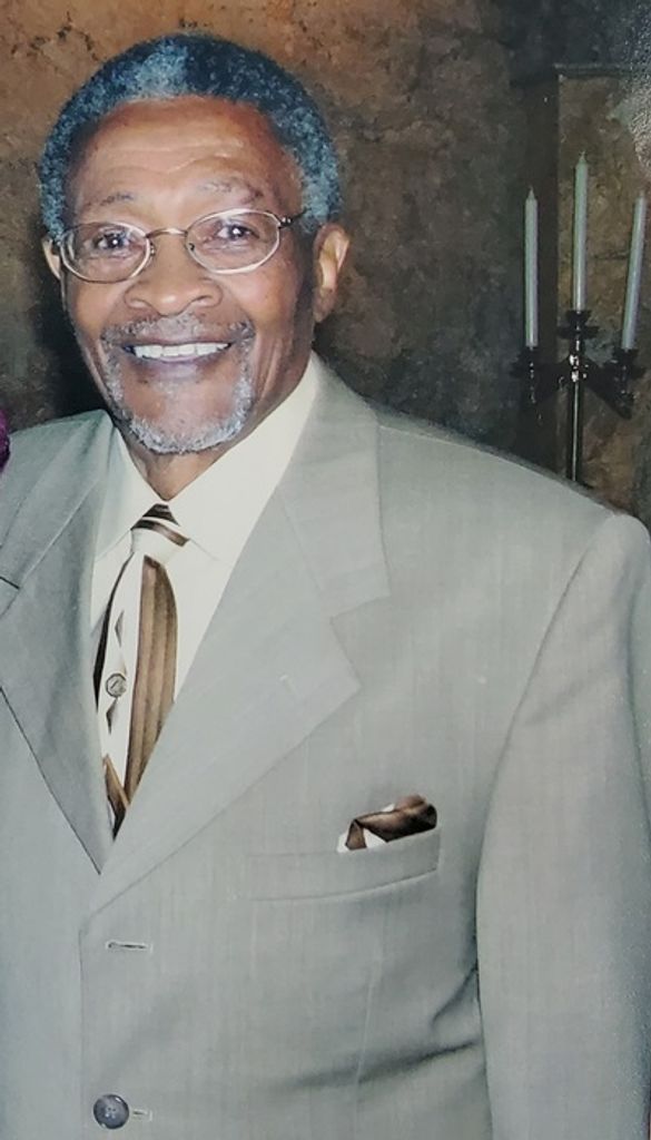 Robert Lee Forrest Profile Photo