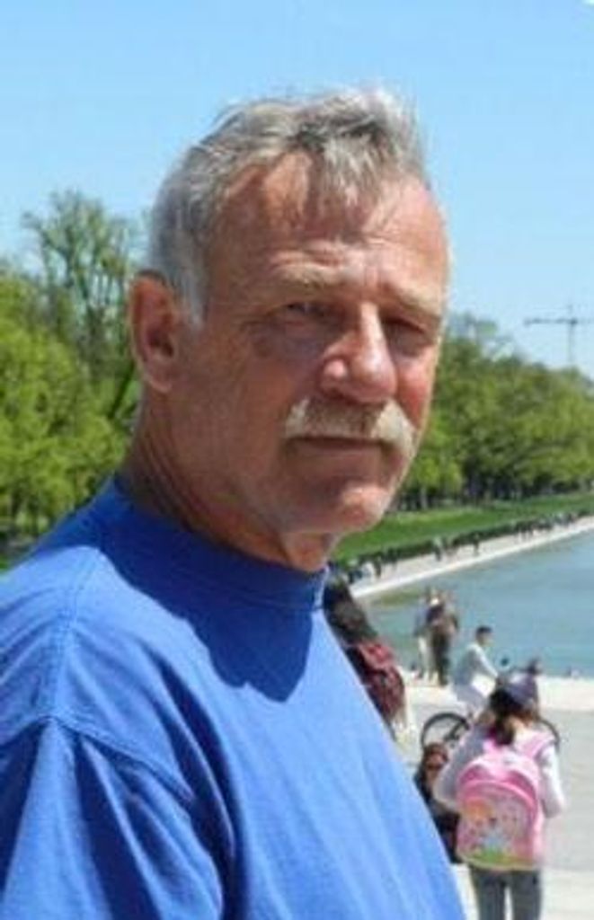 Thomas E. Rhoads