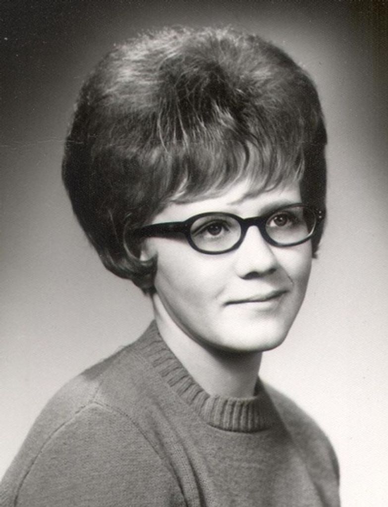 Diana Ward Profile Photo