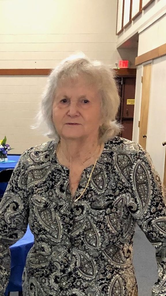 Evelyn Lavern Votrobek Profile Photo